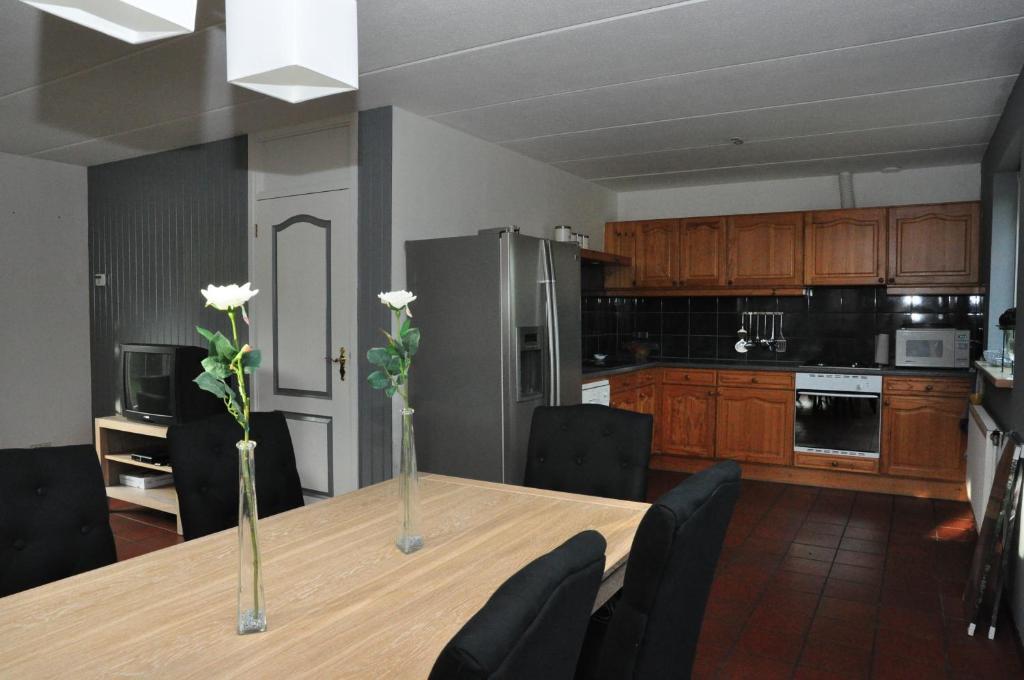 Vakantiepark De Bronzen Eik Sellingen Номер фото