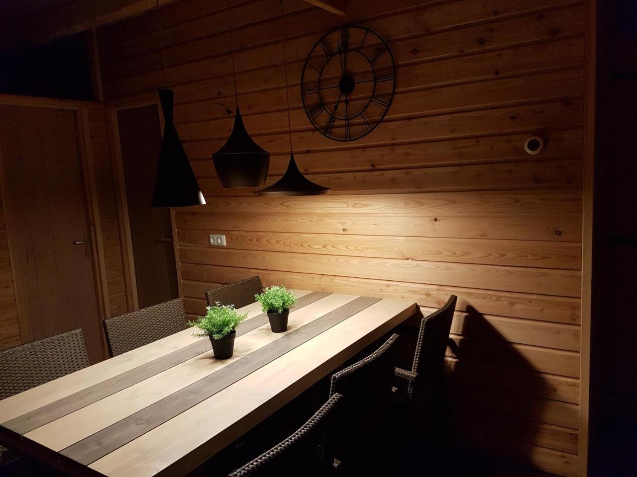 Vakantiepark De Bronzen Eik Sellingen Экстерьер фото